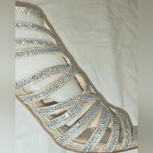 I.N.C 8 Silver mini rhinestones. Strappy Heels with ankle adjustment. Perf Cond
